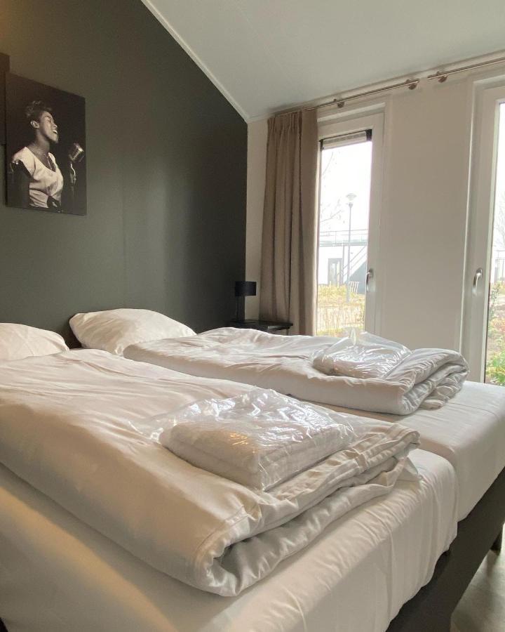 Luxe En Gezellig Chalet Aan Veluwemeer 4 Pers Хульсхорст Экстерьер фото